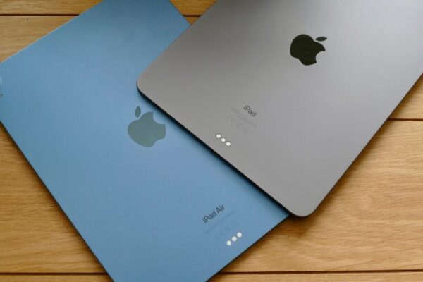 The backs of Apple