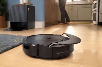 The Roomba Combo 10 Max lifting its mop.