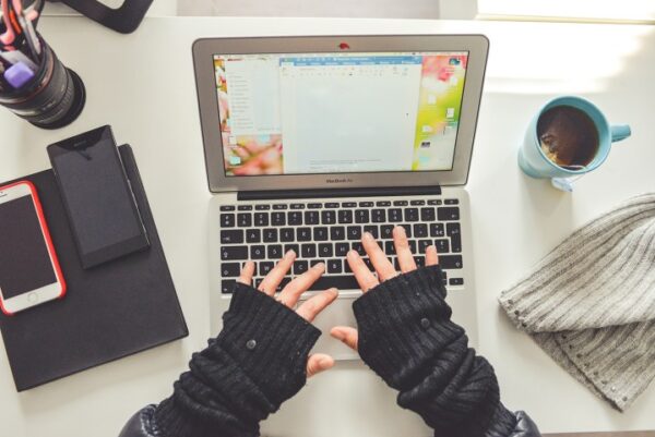 microsoft word on the web gets transcribe feature person using microsoft word on the web gets transcribe feature person using