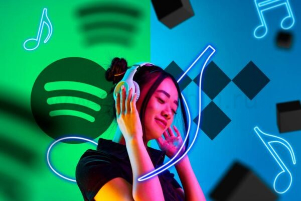 Женщина слушает музыку в наушниках, слева логотип Spotify, справа логотип Tidal, вокруг музыкальные ноты.