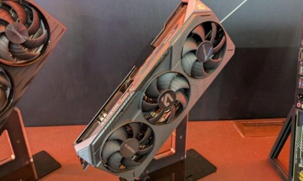 Видеокарта RX 9070 XT от Gigabyte.