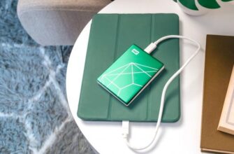 WD My Passport Ultra юбилейная 20-я версия, подключённая к планшету