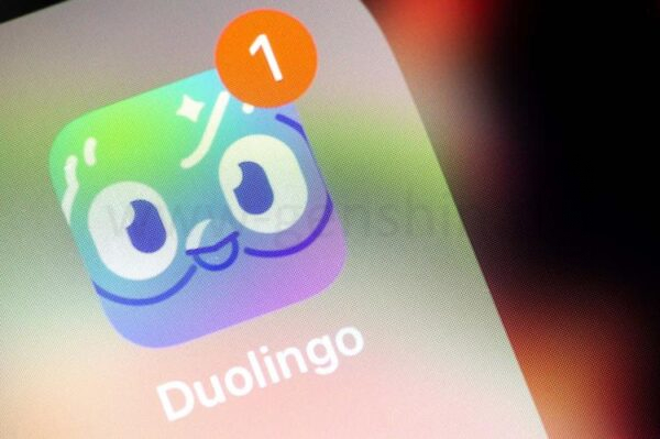 Иконка Super Duolingo на телефоне