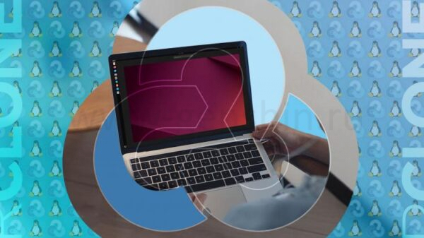 Ноутбук с Linux и логотипом RClone вокруг изображения