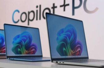 Ноутбук Surface на фоне знака Copilot .