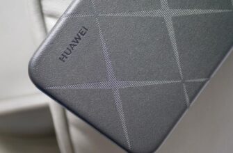 Логотип Huawei Pura 70 Ultra на задней панели.