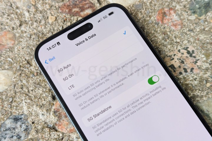 Экран настроек на iPhone 14 Pro Max.