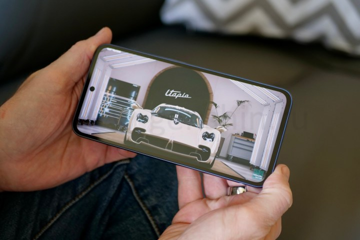 Видеопроигрывание на Samsung Galaxy A35.