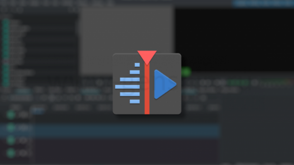 Логотип Kdenlive на фоне видеомонтажной шкалы.