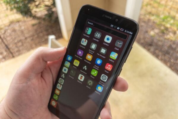 Ubuntu Touch на PinePhone