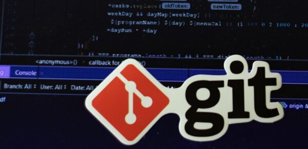 vs code с логотипом Git сверху