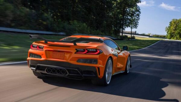 Rear 3/4 action shot of a 2023 Chevrolet Corvette Z06