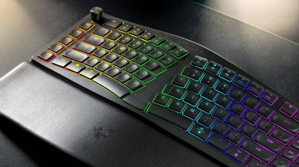 Razer Pro Type Ergo keyboard