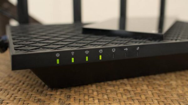 Status lights on an TP-Link Archer AX 72 Pro.