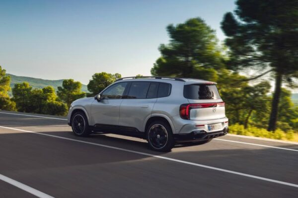 2027 Mercedes-Benz GLB