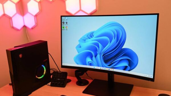 Компьютер с Windows 11.