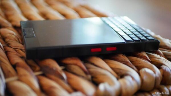 Side buttons on a Unihertz Titan 2.